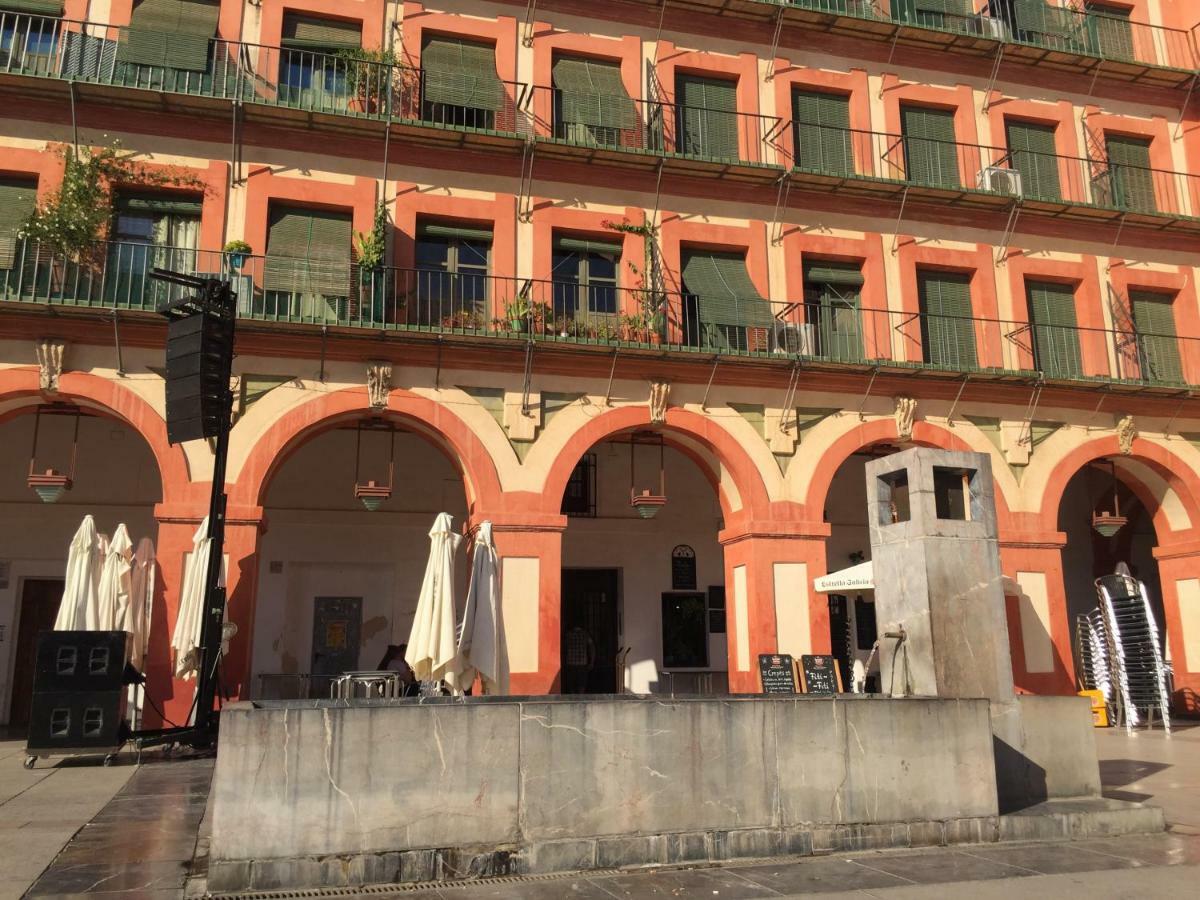 Plaza De La Corredera Apartment